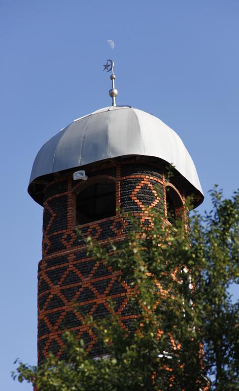 Nazy'S Guest House Joqolo Exterior photo
